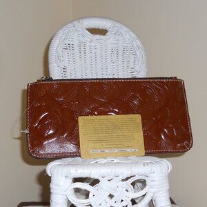 NWT Patricia Nash Wristlet Florence Brown Tooled Leather Style # P55607